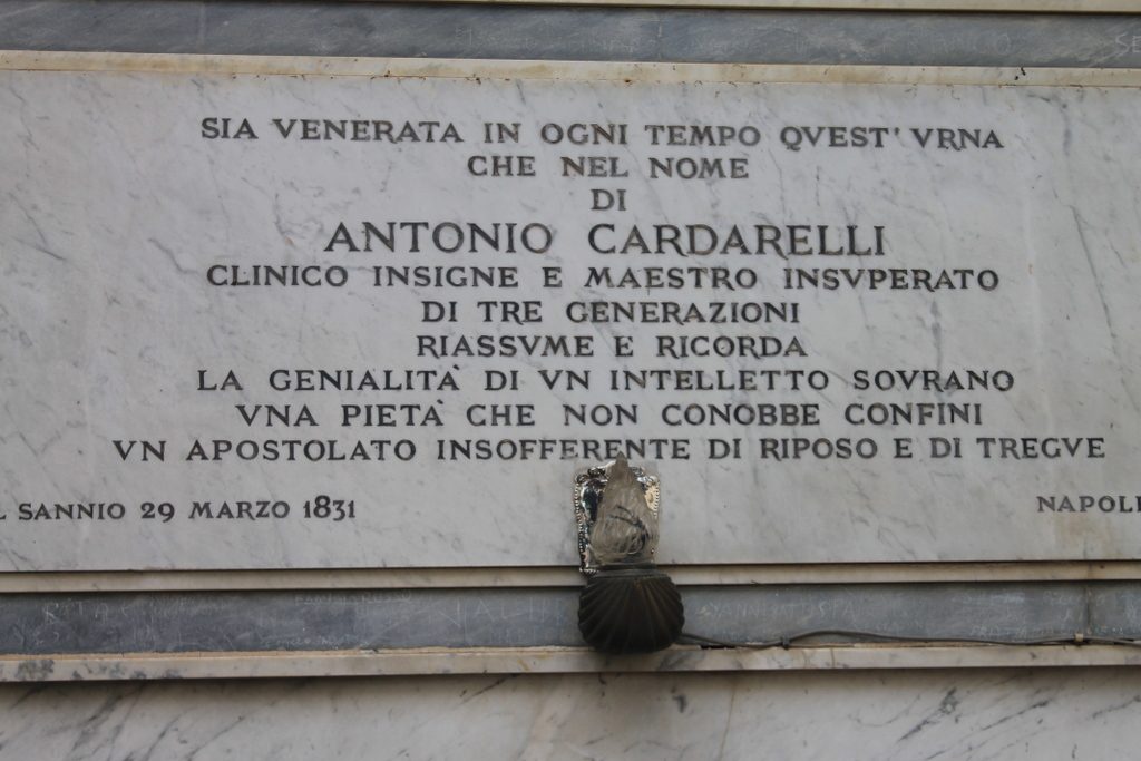 Antonio Cardarelli's Tomb, Civitanova del Sannio -03.JPG